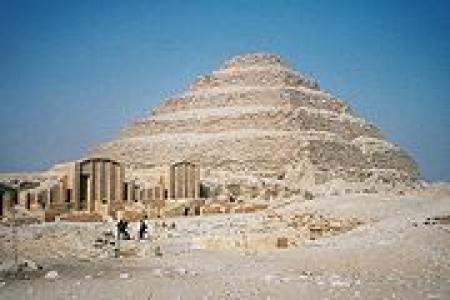 La Piramide di Zoser a Sakkara,Cairo